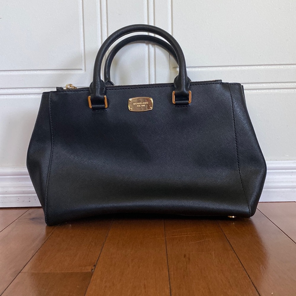 MICHAEL KORS Kellen Medium Leather Purse